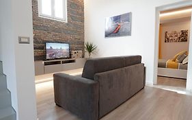 Domus 25